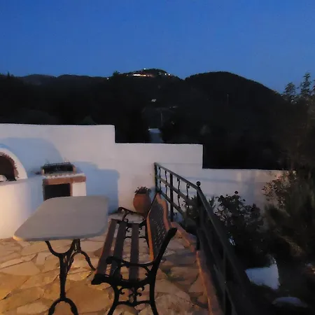 Ioanna * Kalamitsi (Lefkada)